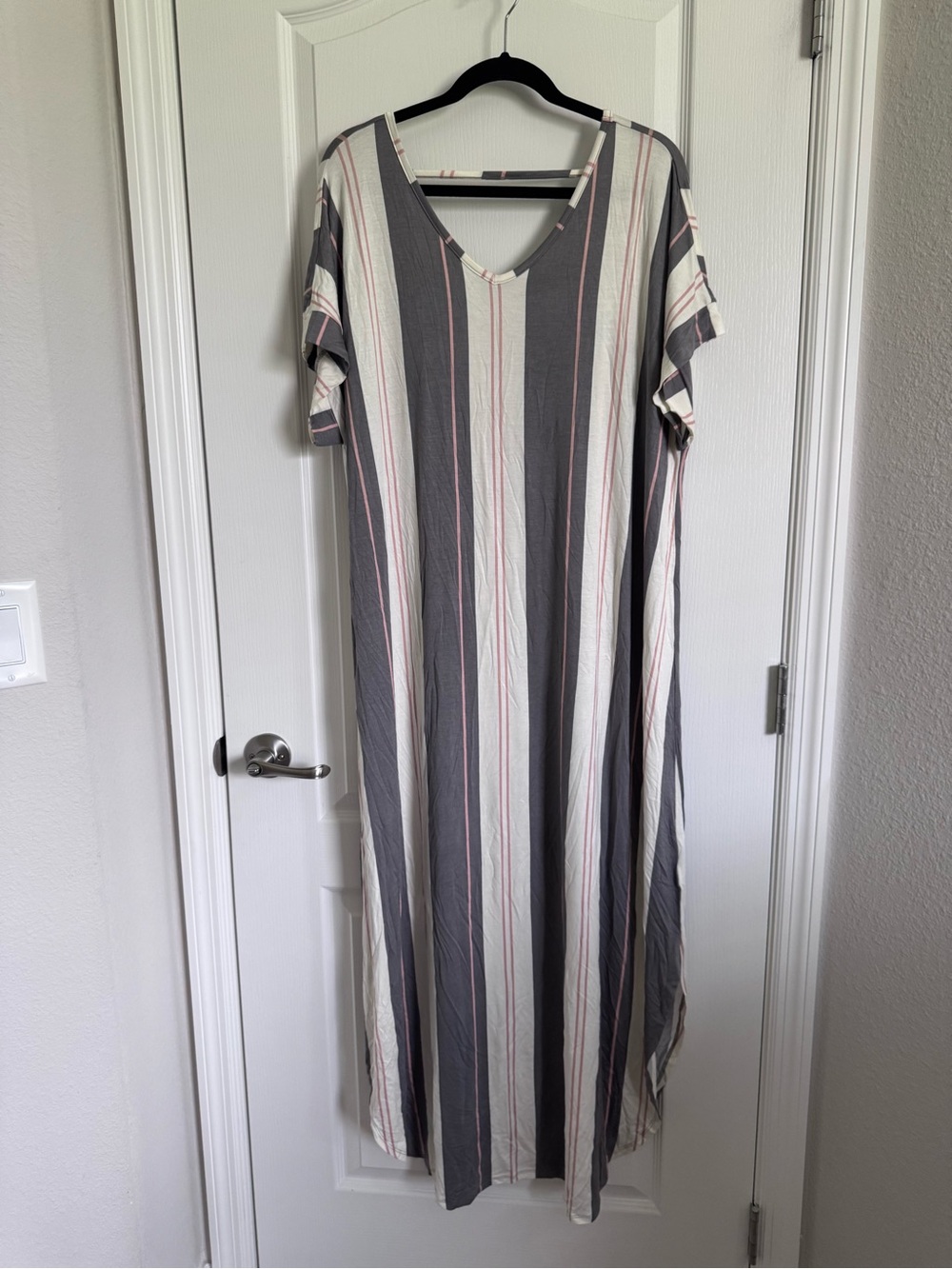 LuLaRoe Macy Striped V-Neck Maxi Dress in Gray, Cream and Pink
